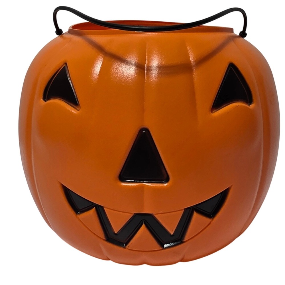Vintage General Foam Plastics Halloween Pumpkin Blow Mold Trick or Treat Bucket